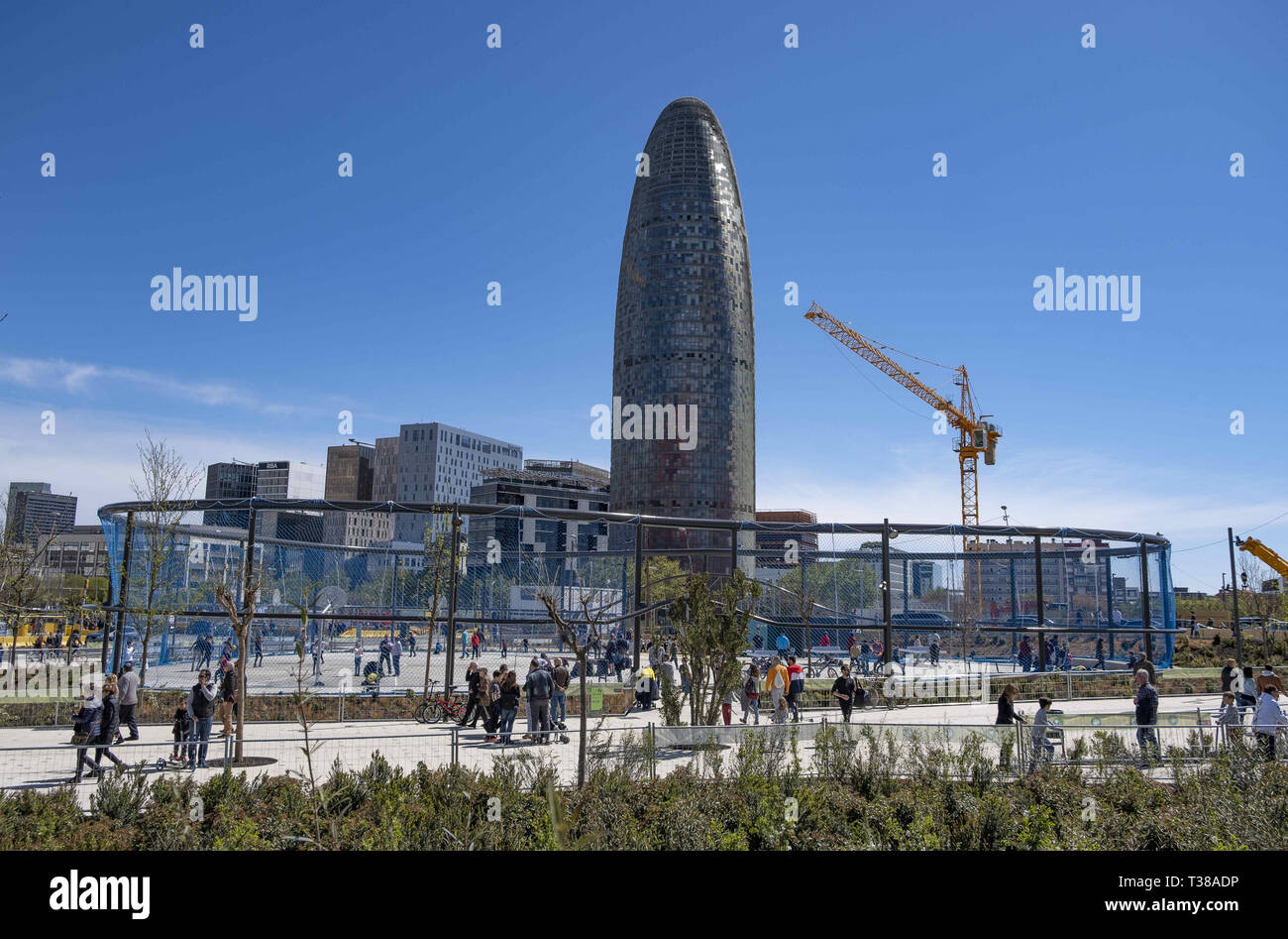 Barcelona, Catalonia, Spain. 7th Apr, 2019. A ball game area seen inside the new Les GlÃ²ries park.From April 6 the citizens of Barcelona can visit and be users of a new green surface of 20,400 m2 with 400 trees. The new Les GlÃ²ries park is the final urban solution to a large concentration of vehicle traffic that will circulate underground in the future. This new green area also rehabilitates an urban area that already has very important cultural centers. Credit: ZUMA Press, Inc./Alamy Live News Stock Photo