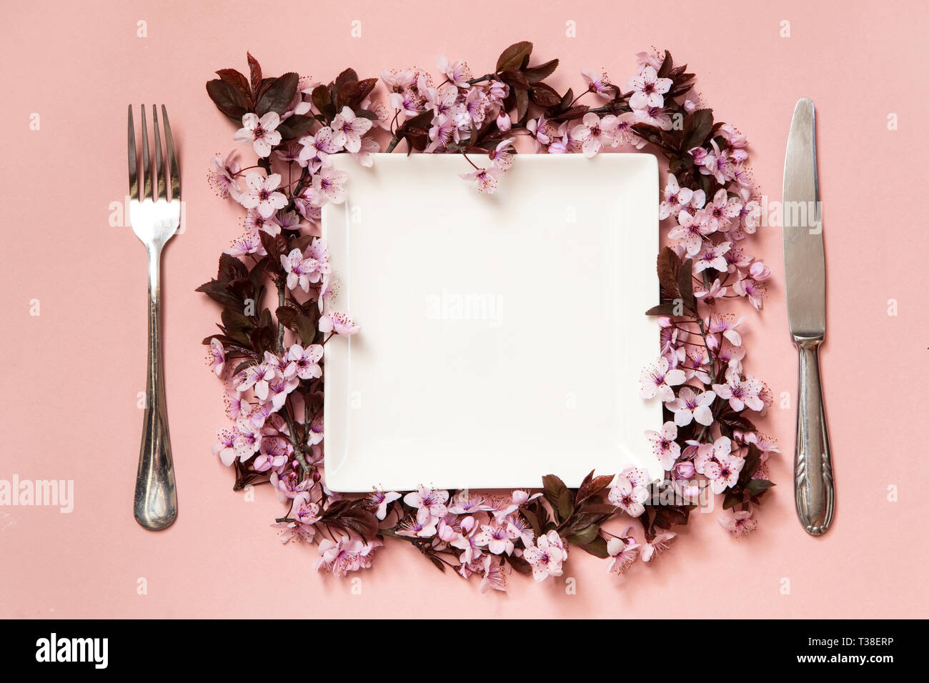 High angle table setting hi-res stock photography and images - Alamy