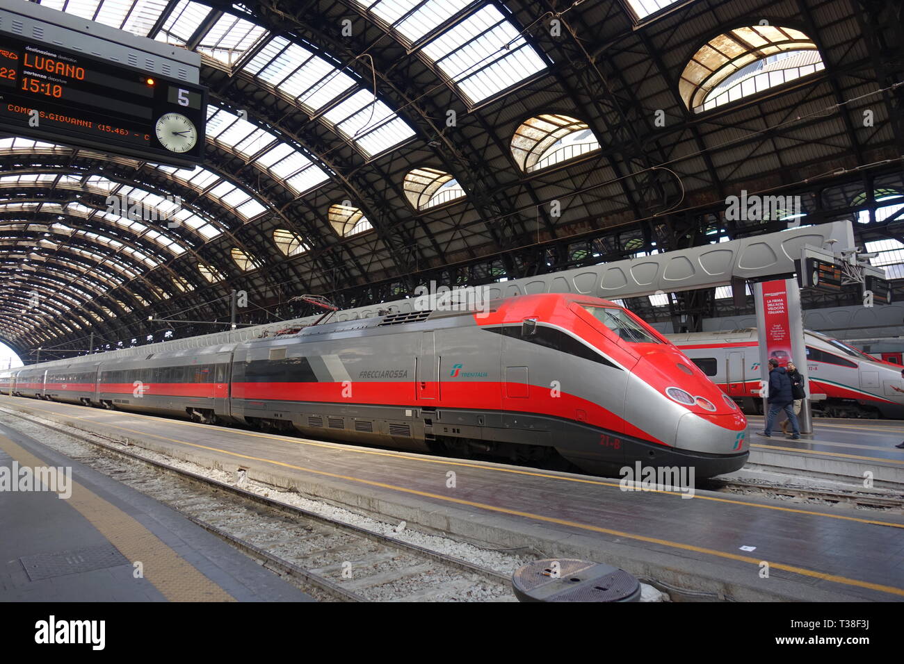 Milan station italy hi-res stock photography and images - Alamy