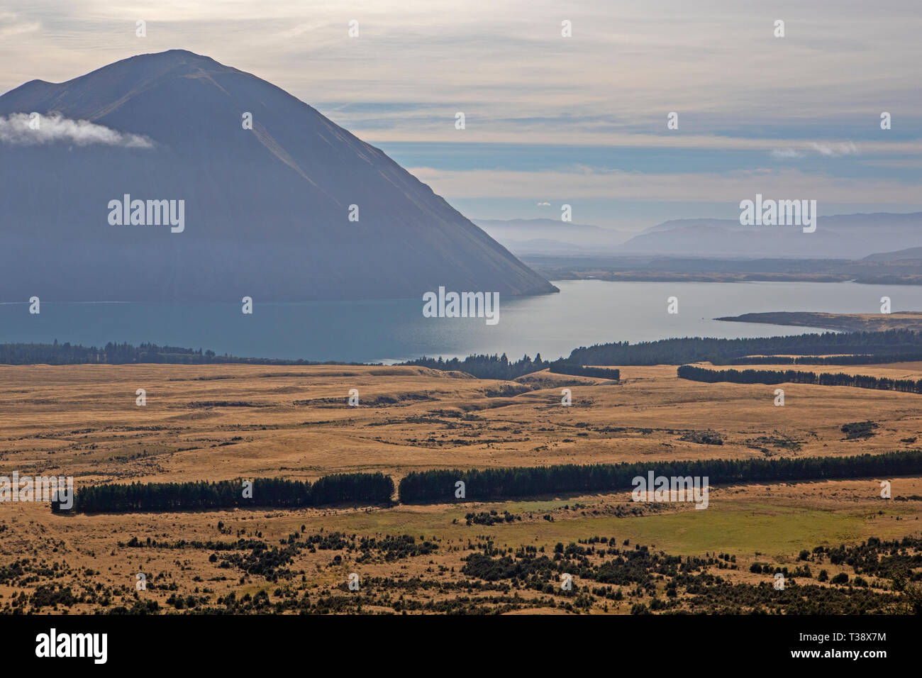 Lake Ohau High Resolution Stock Photography and Images - Alamy