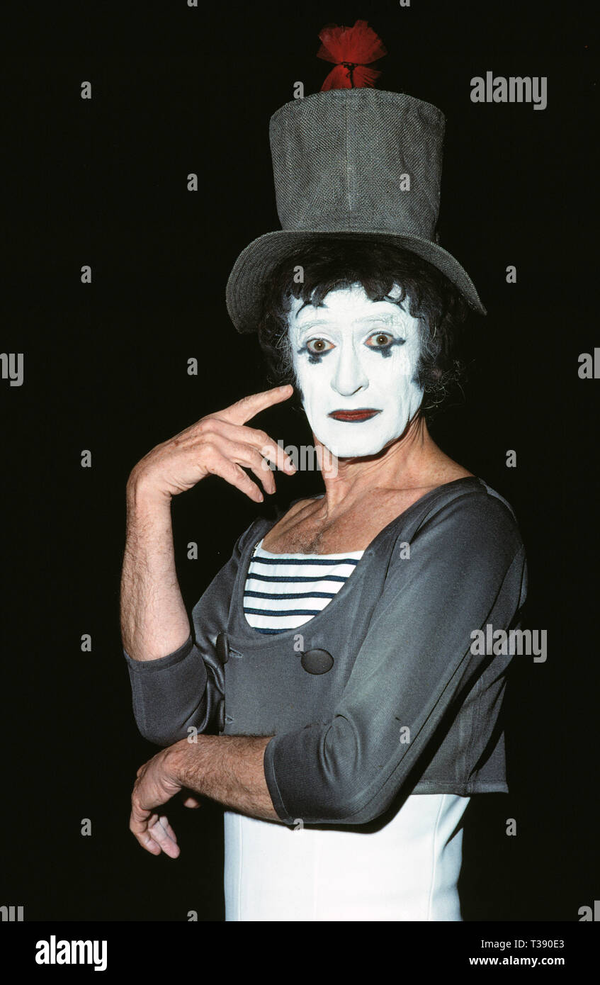 Celebrity. Entertainer. Marcel Marceau (1923 - 2007). 1980's Stock Photo