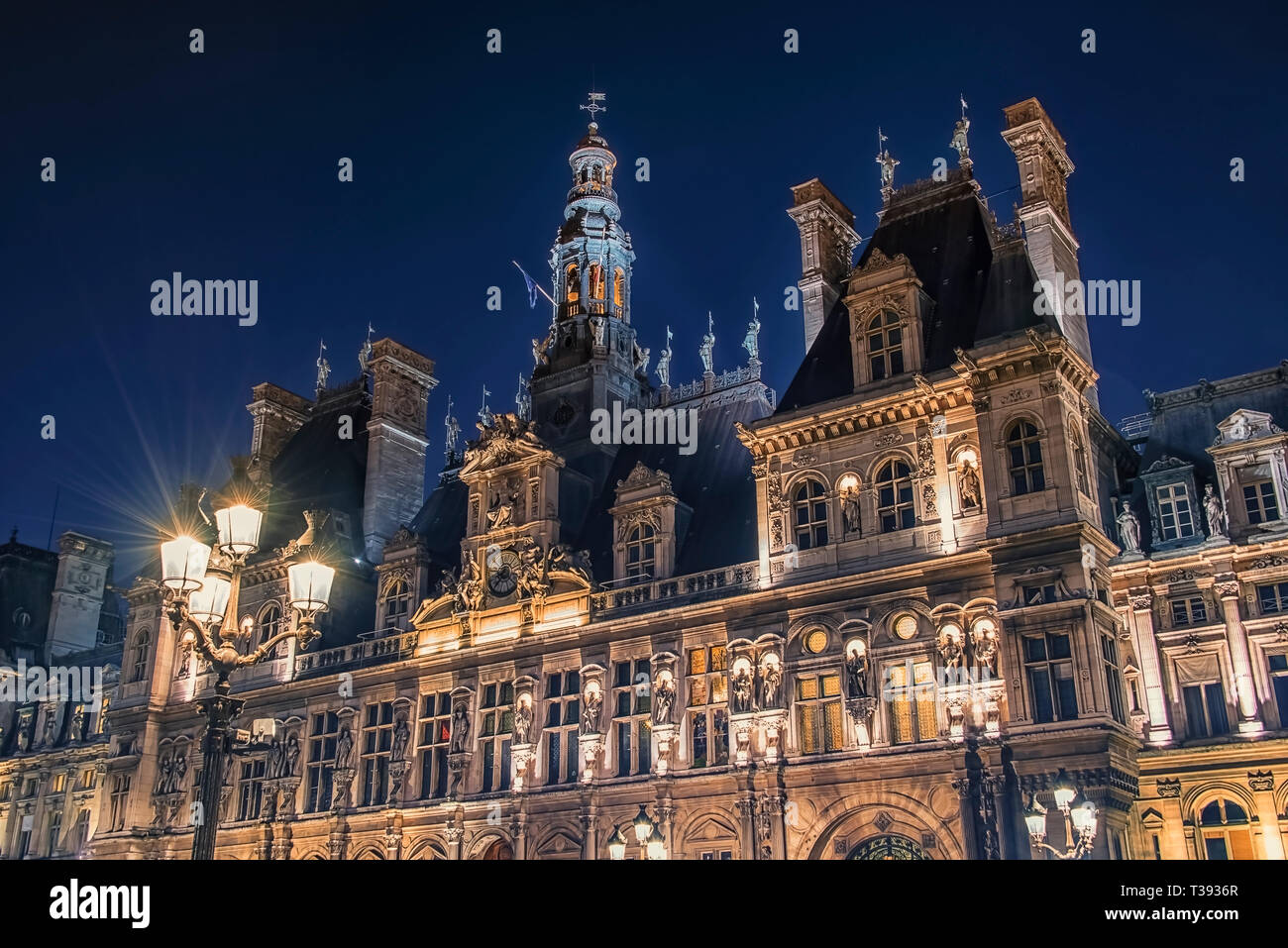 Facade of the main city hall in Paris Stock Photo - Alamy