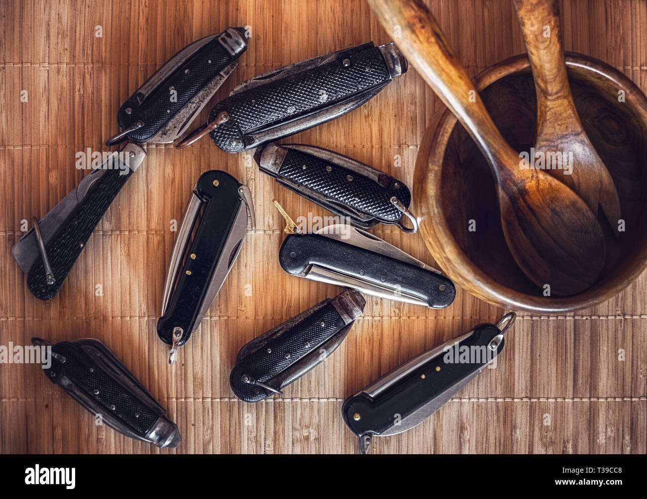 Rigging knife hires stock photography and images Alamy
