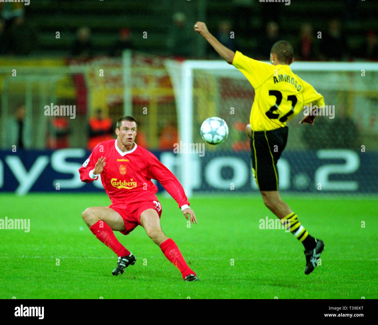 Westfalenstadion Dortmund Germany, 19.9. 2001 Football UEFA Champions  League Season 2001/02 matchday 2, Borussia Dortmund (BVB, yellow) vs  Liverpool FC (LIV, red) 0:0 --- Jamie CARRAGHER (LIV) , Marcio AMOROSO (BVB  Stock Photo - Alamy