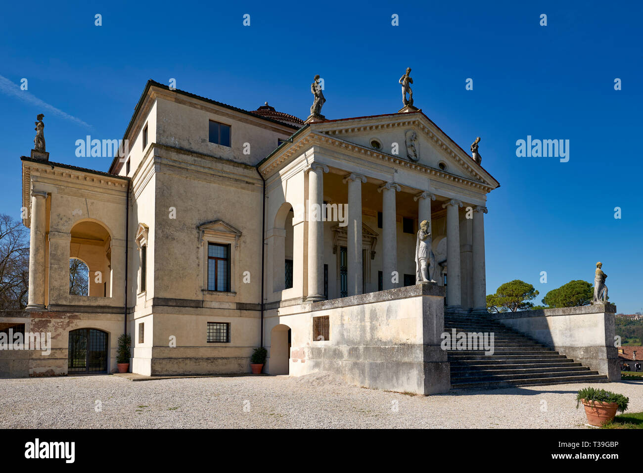 Vicenza, Veneto, Italy. Villa La Rotonda is a Renaissance villa just outside Vicenza in northern Italy, and designed by Andrea Palladio. The proper na Stock Photo