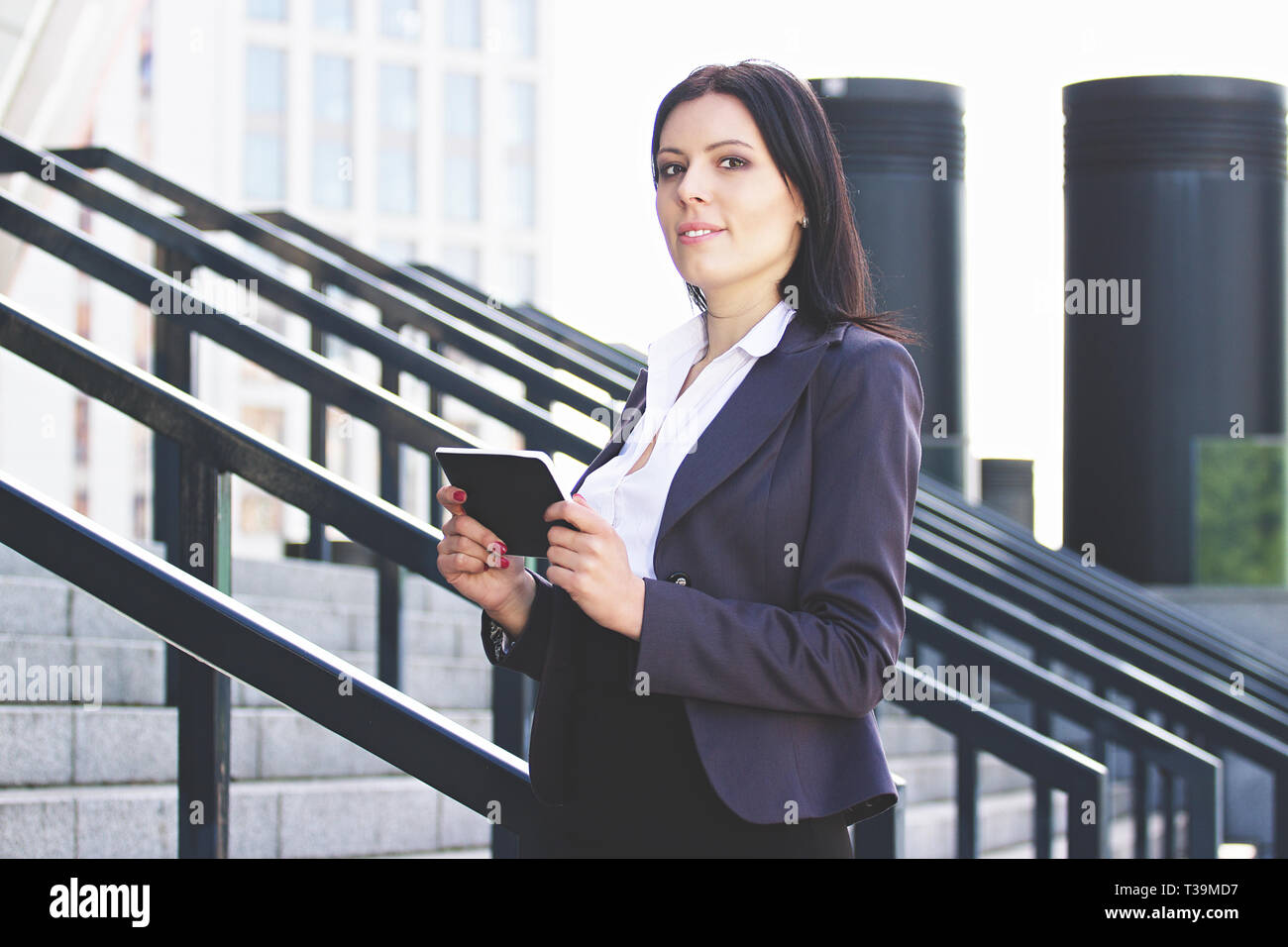 Business woman tablet manager hi-res stock photography and images - Alamy