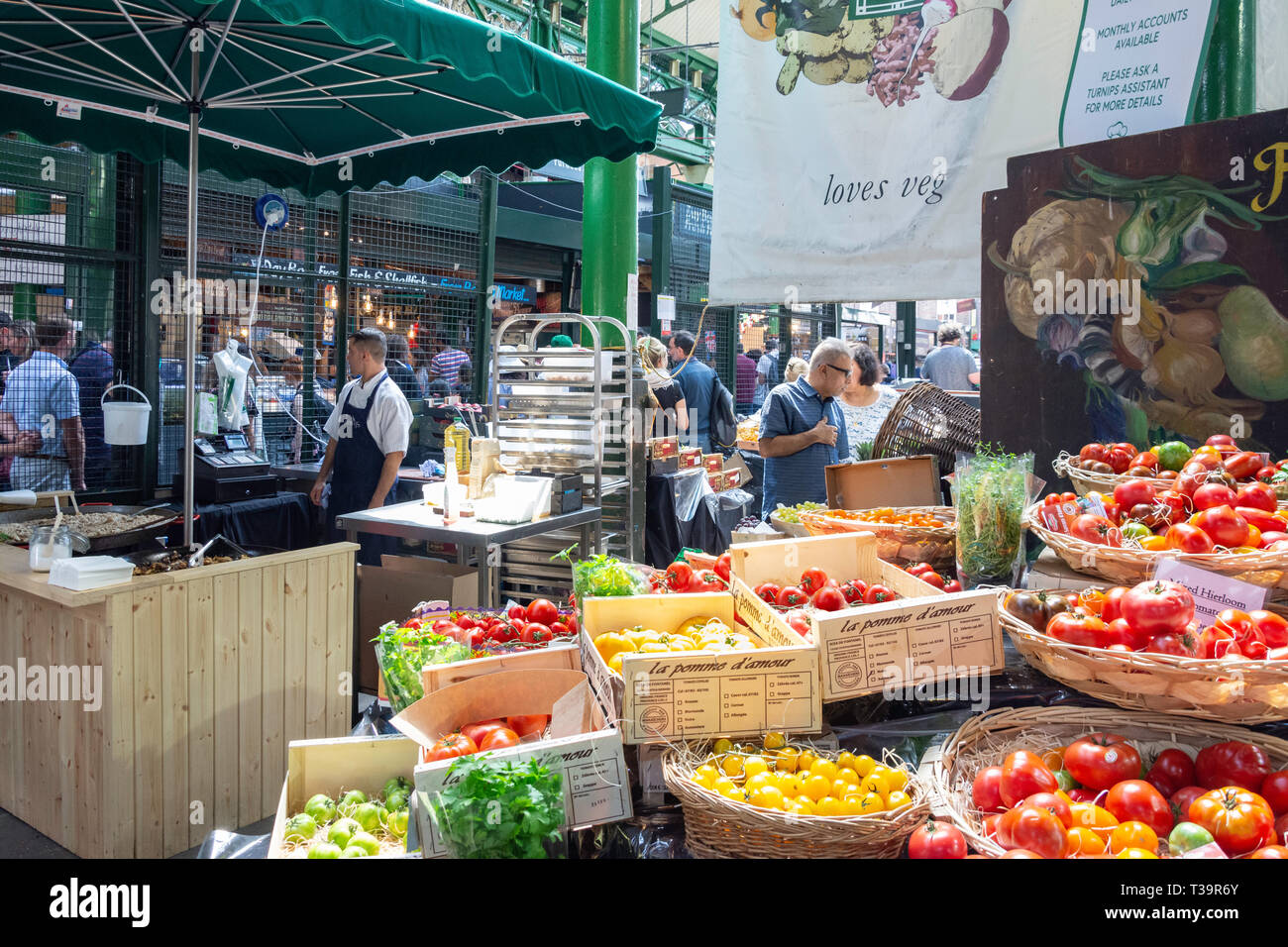 Fruit and veg market and london hires stock photography and images Alamy