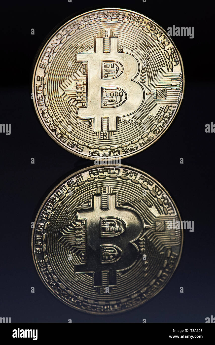 Account bitcoin hi-res stock photography and images - Page 9 - Alamy