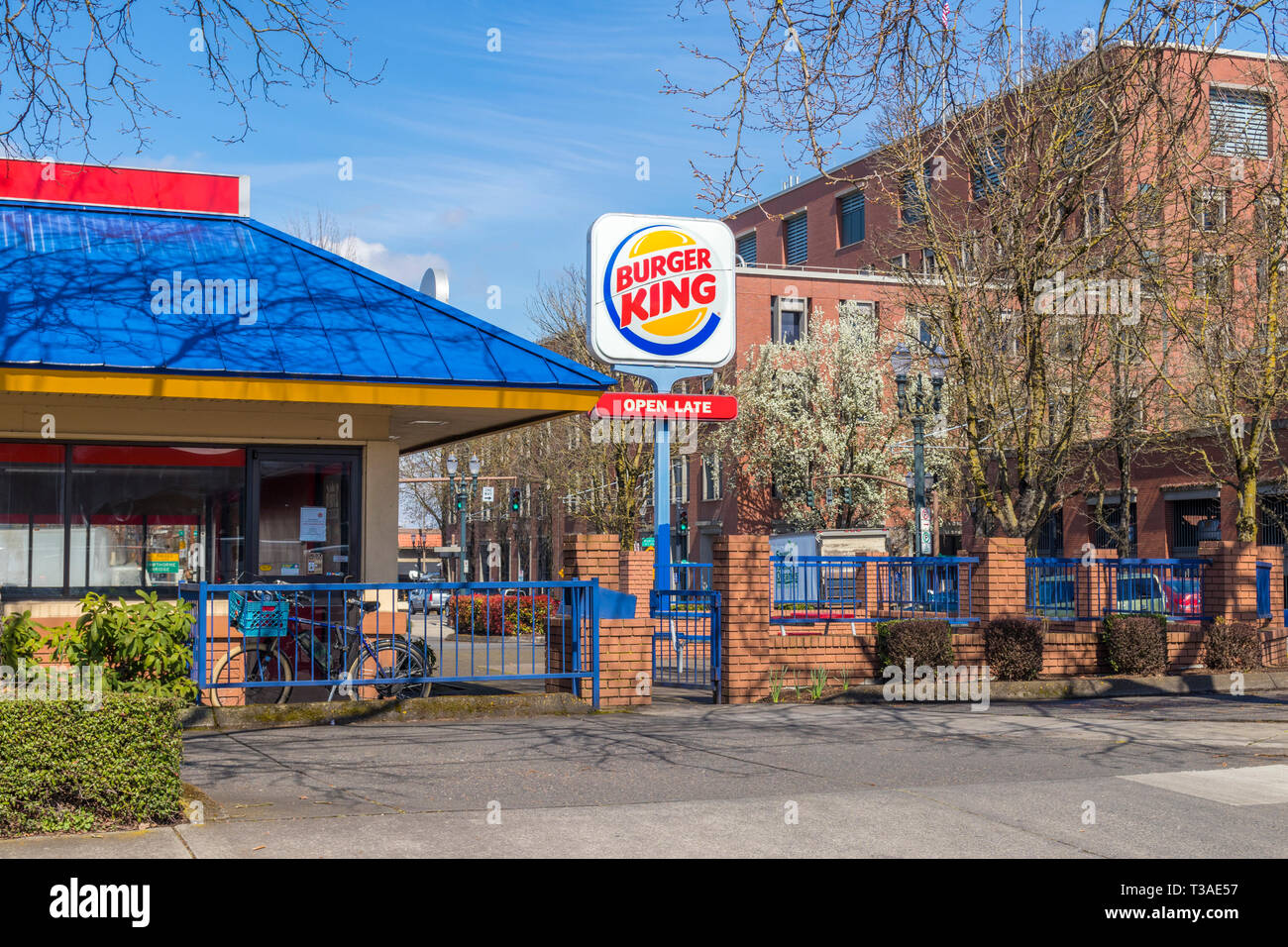 Portland, OR March 2019 Colorful Burger King Restaurant Stock Photo