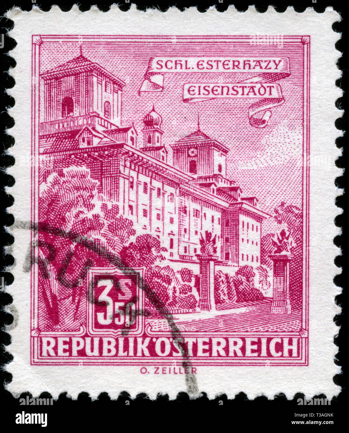 Postage stamp from Austria in the Buildings series issued in 1962 Stock Photo
