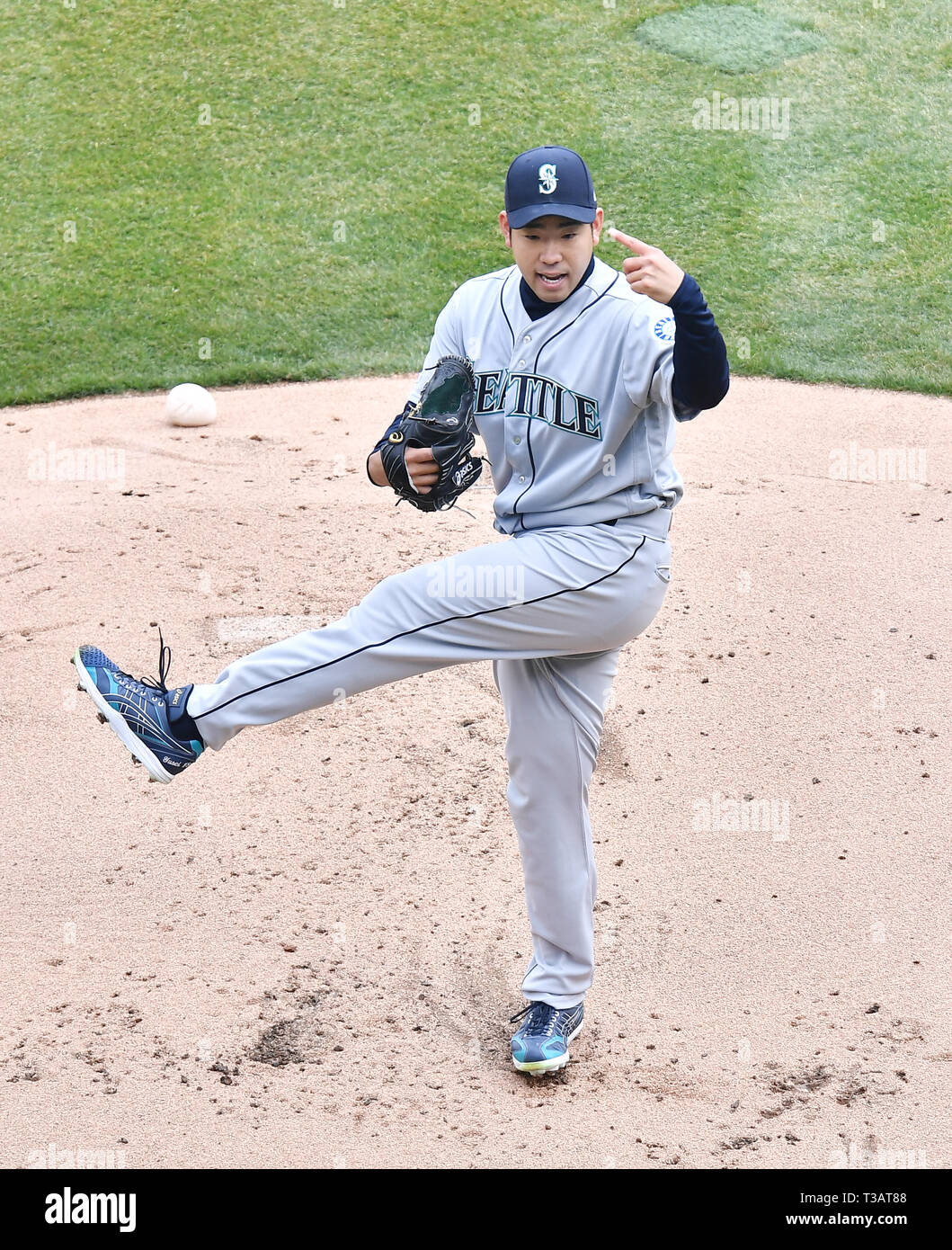 Guaranteed rate field hires stock photography and images Alamy
