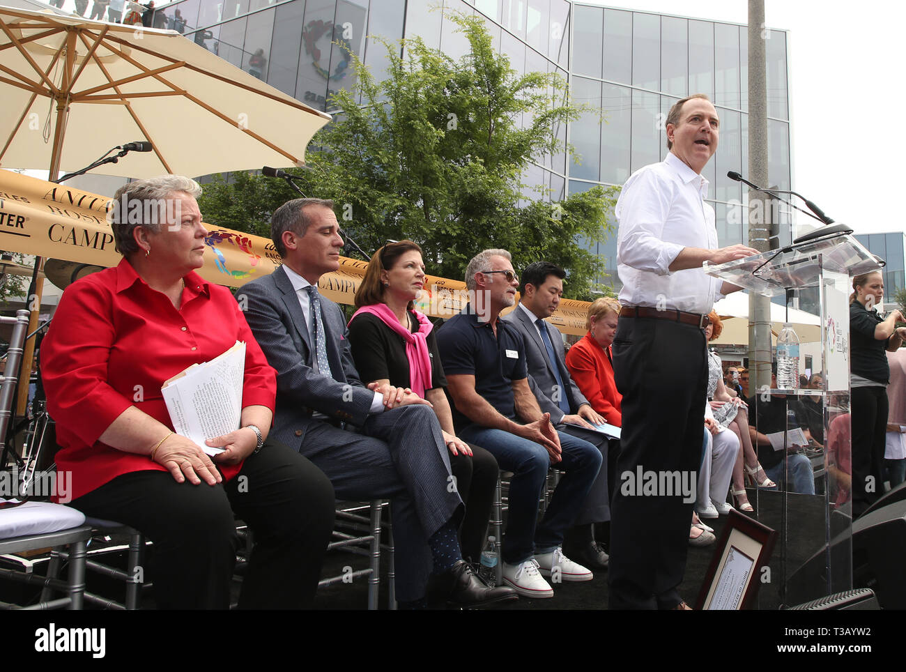 Adam kuehl hi-res stock photography and images - Alamy