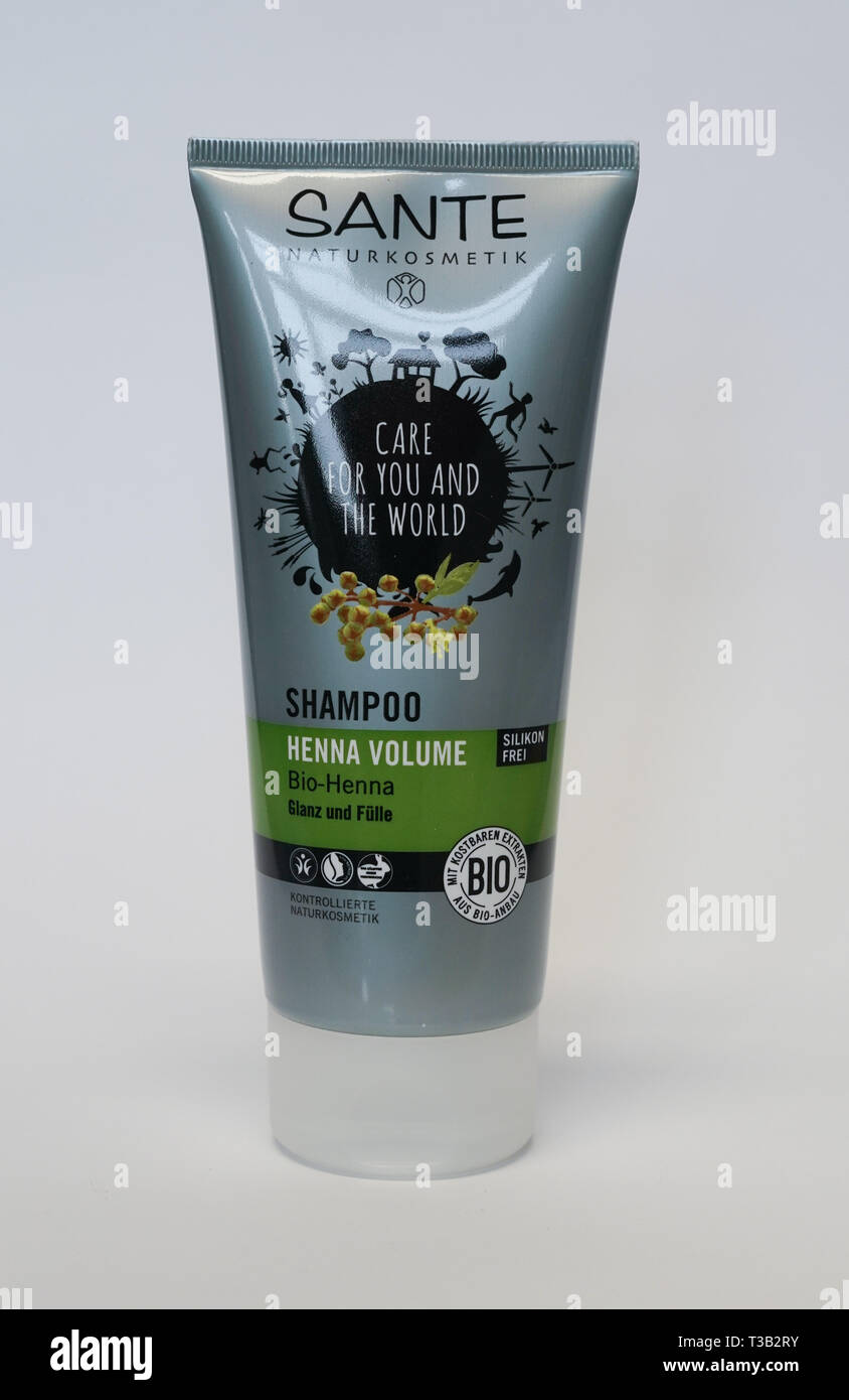 Leipzig, Germany. 24th Mar, 2019. Hair shampoo, Shampoo Henna Volume from  LOGOCOS Naturkosmetik AG. Credit: Peter Endig/dpa-Zentralbild/ZB/dpa/Alamy  Live News Stock Photo - Alamy