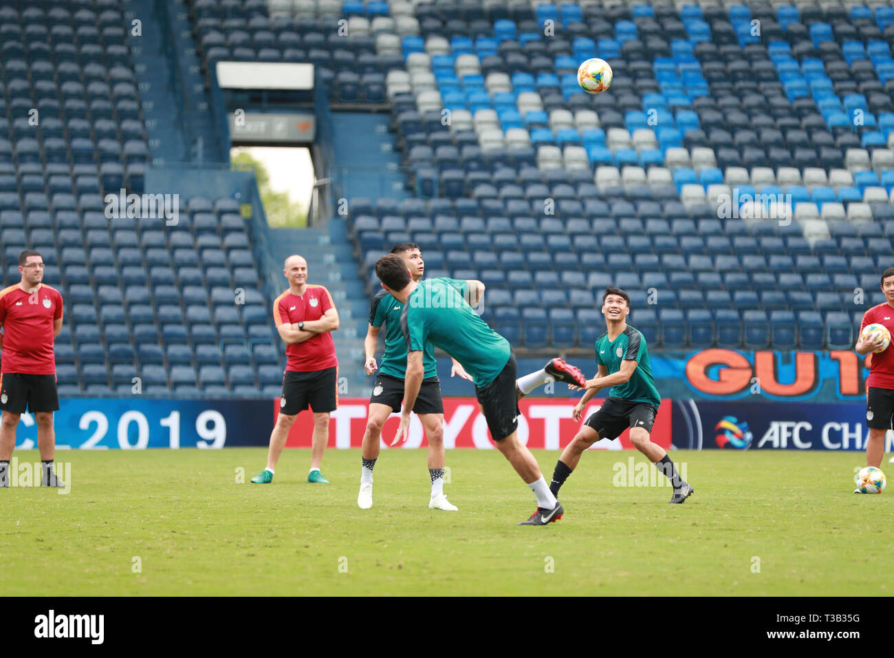 Buriram. 8th Apr, 2019. Players of Buriram United attend the training session ahead of the group G match of AFC champions league between Buriram United of Thailand and Beijing FC of China in Buriram, Thailand on April 8, 2019. Credit: Zhang Keren/Xinhua/Alamy Live News Stock Photo