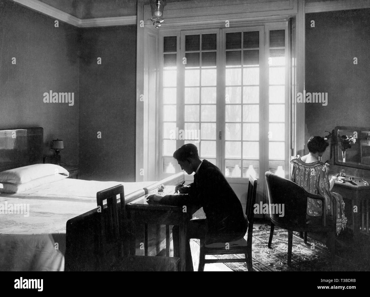 Rooms hotel Black and White Stock Photos & Images - Alamy