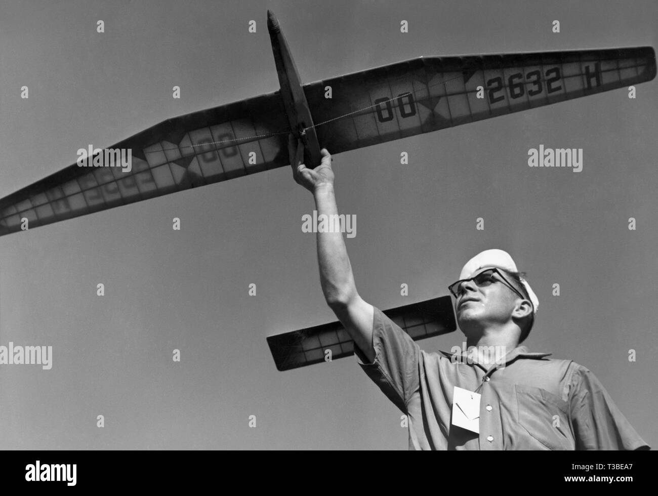 model aircraft construction, marcel brems, 1959 Stock Photo