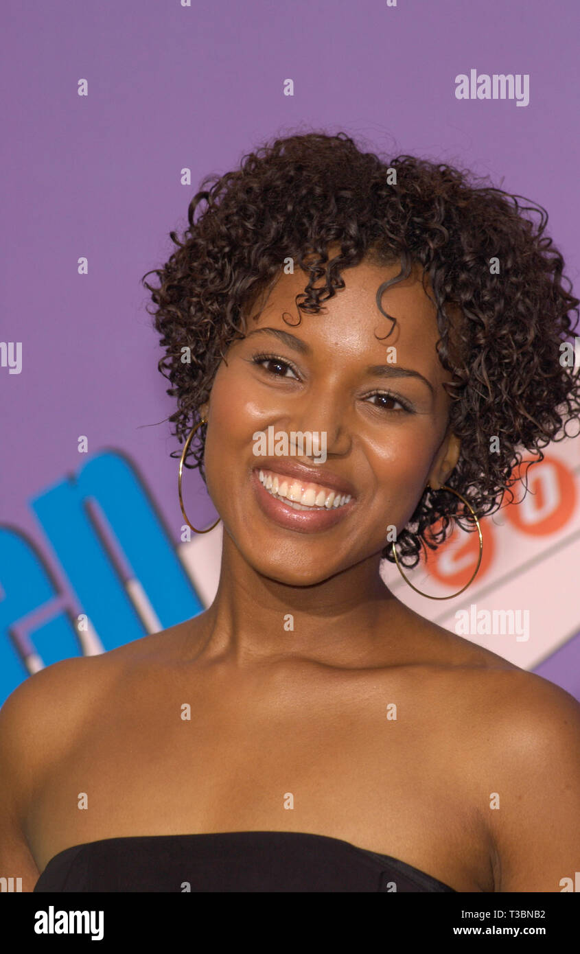 LOS ANGELES, CA. August 12, 2001: Actress KERRY WASHINGTON at the 2001 Teen Choice Awards at the Universal Amphitheatre, Hollywood.   © Paul Smith/Featureflash Stock Photo