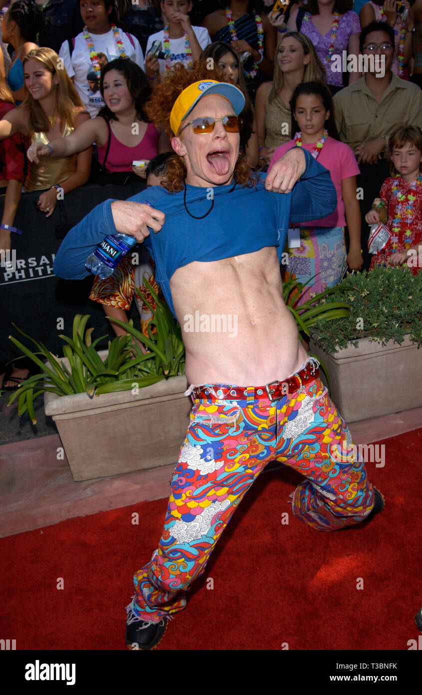LOS ANGELES, CA. August 12, 2001: Comedian CARROT TOP at the 2001 Teen Choice Awards at the Universal Amphitheatre, Hollywood.   © Paul Smith/Featureflash Stock Photo