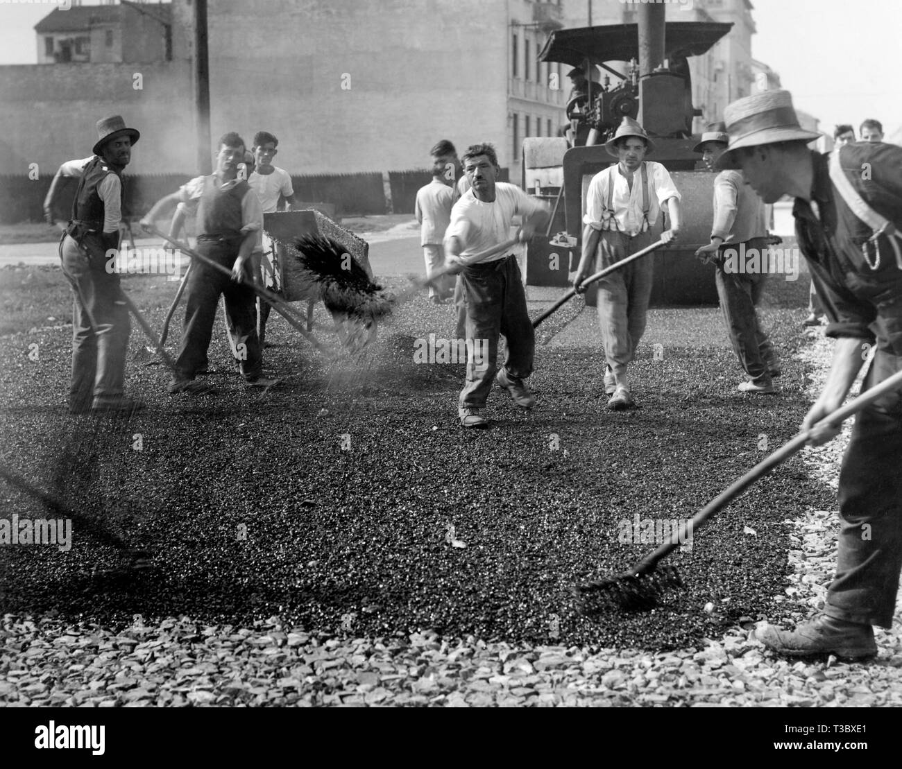 bitumen on macadam, 1951 Stock Photo Alamy