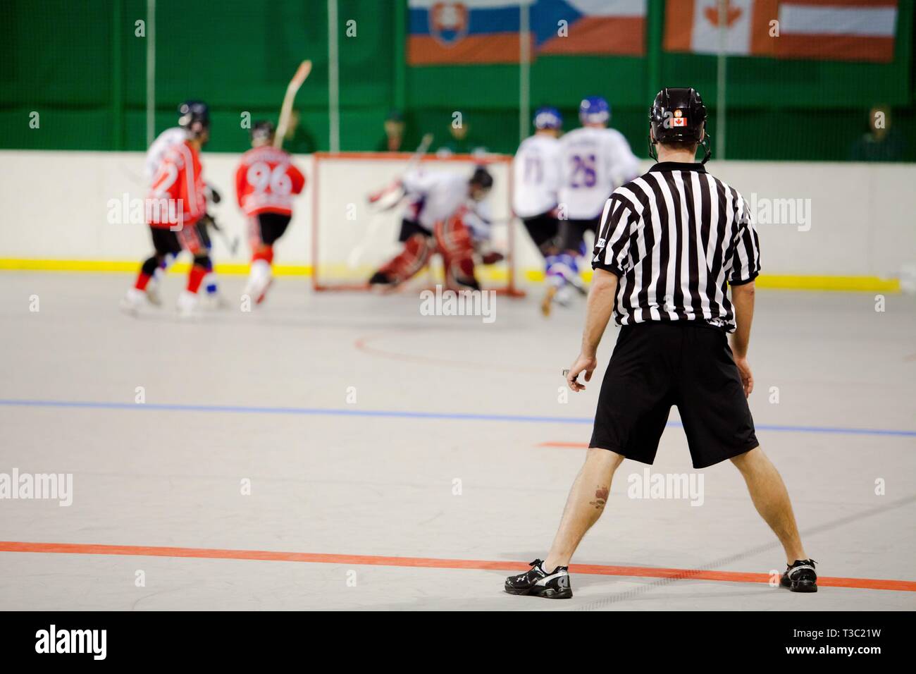 Hockey Player Referee Stock Photos & Hockey Player Referee Stock Images Alamy