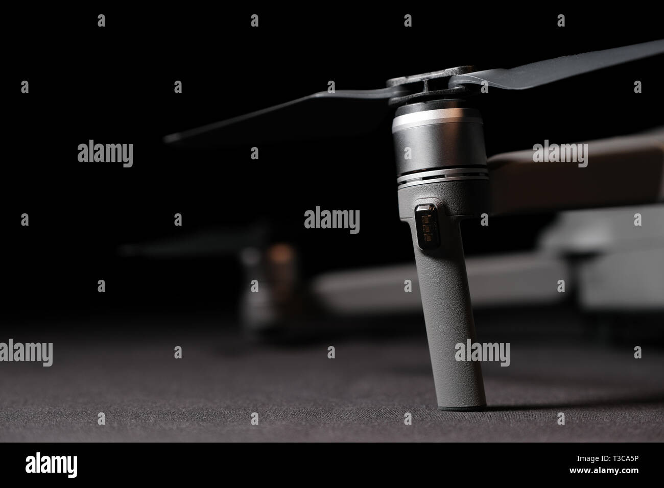 Close-up of the brushless motor and propeller section of a DJI Mavic 2 Pro  drone. Studio shot with copy space Stock Photo - Alamy