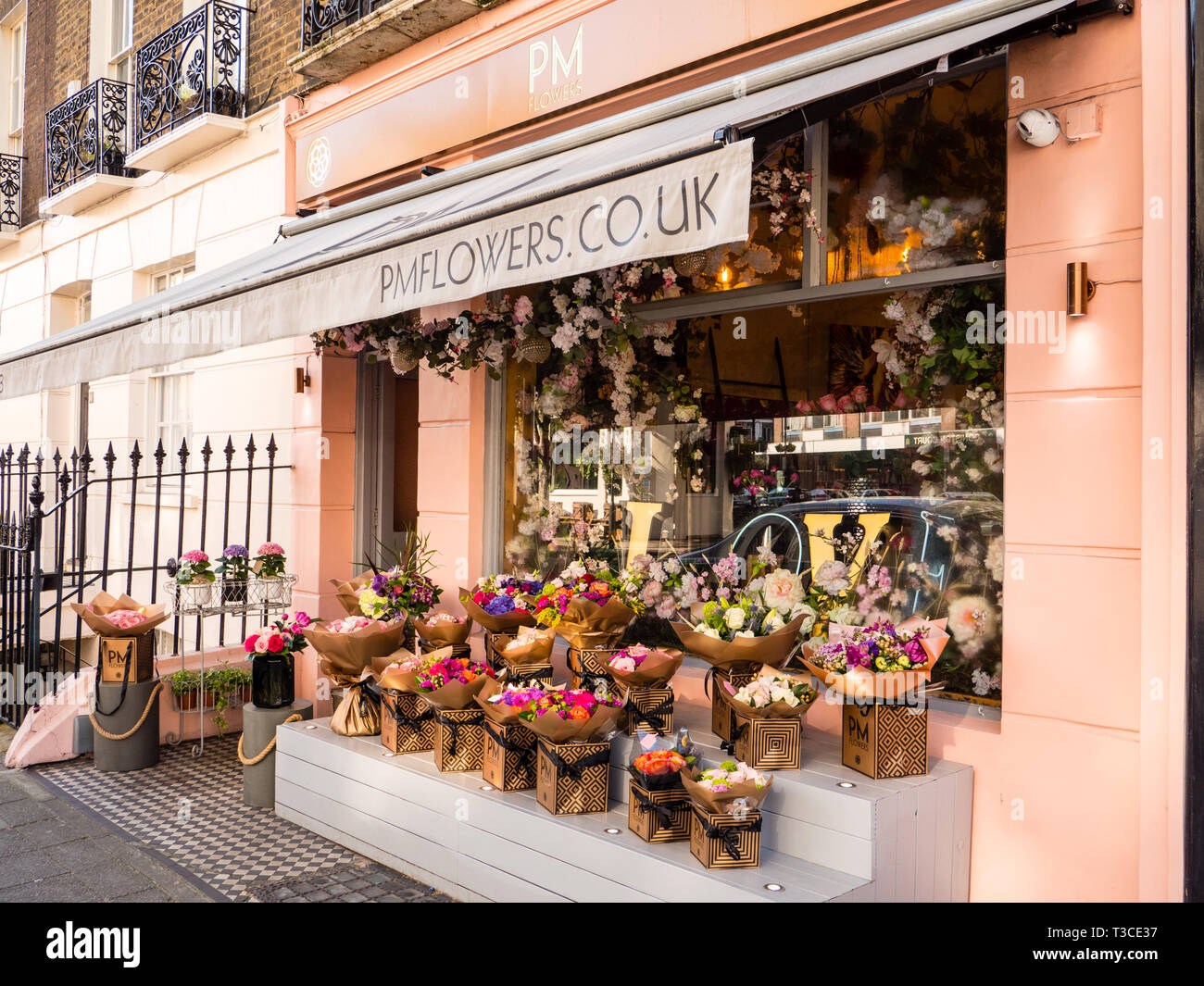 Luxury Flower Shop, PM Flowers, Connaught Village, Westminster, London, England, UK, GB. Stock Photo