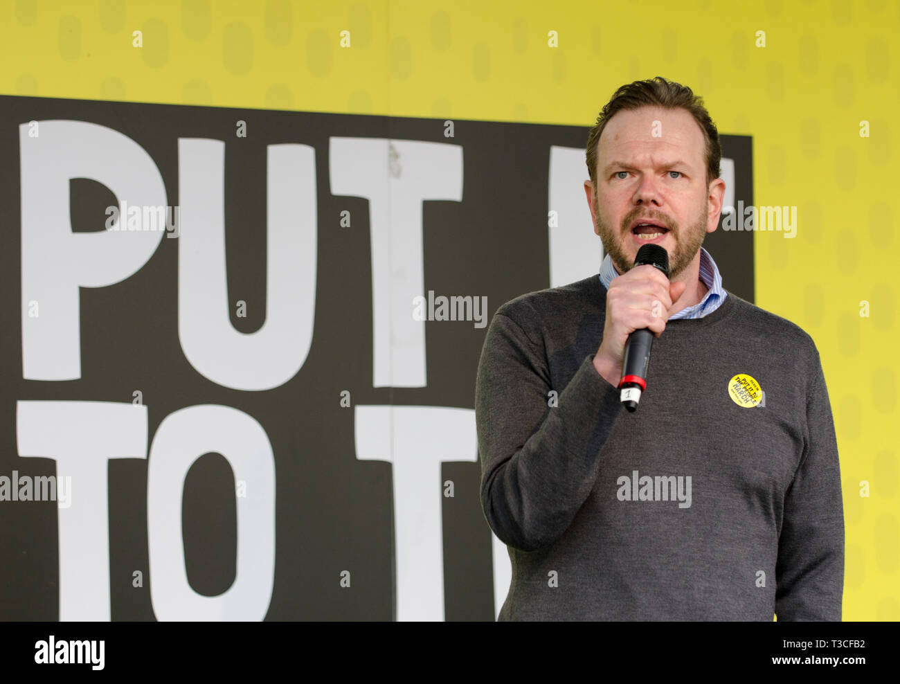 James o'brien broadcaster hi-res stock photography and images - Alamy