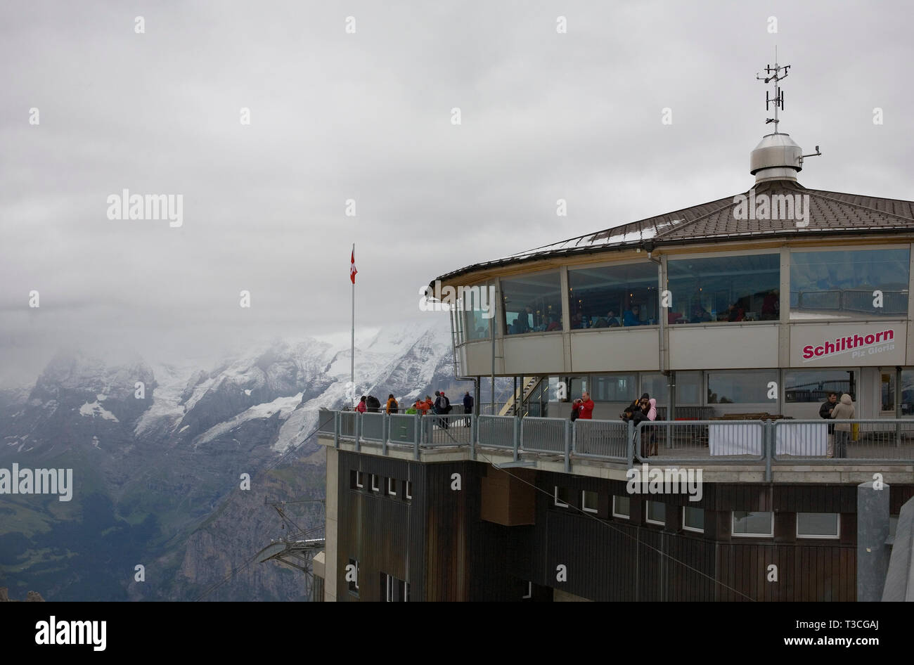 The Piz Gloria revolving restaurant on the summit of the Schilthorn, Bernese Oberland, Switzerland Stock Photo