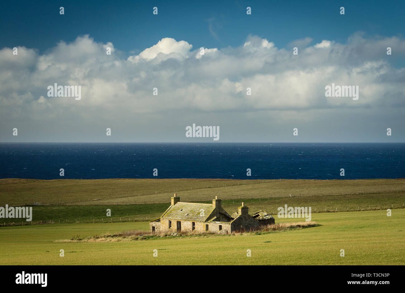 Derelict farmhouse, Birsay, Mainland, Orkney Islands. Stock Photo