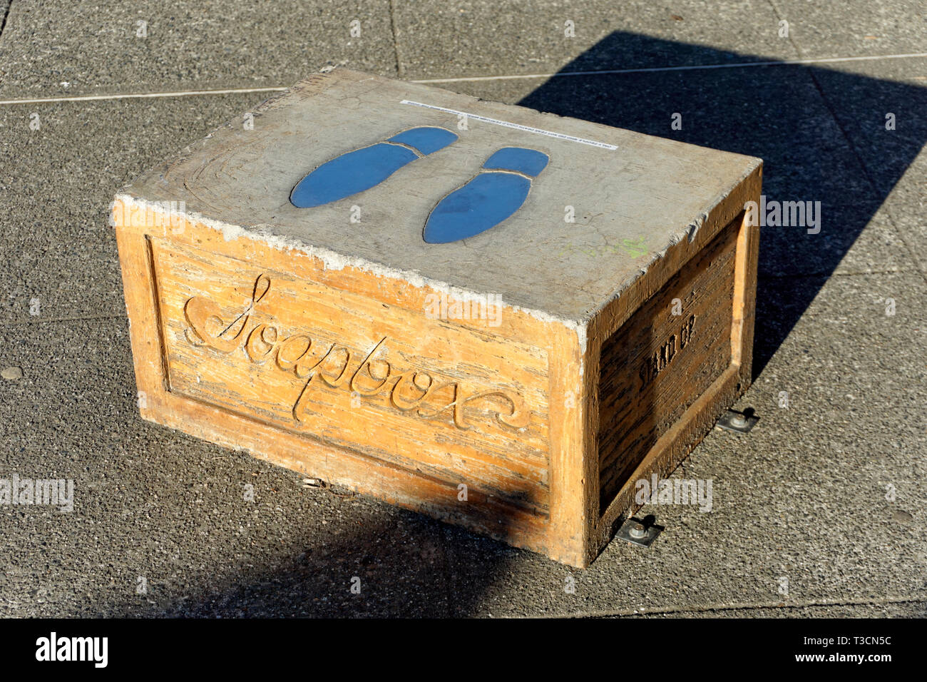 Soapbox speaking hi-res stock photography and images - Alamy
