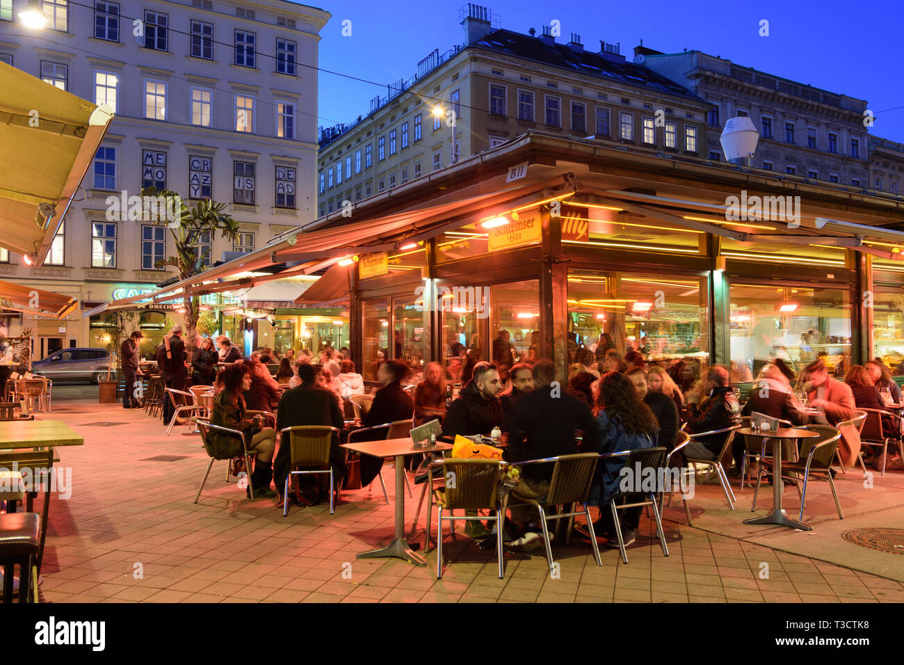 Wien naschmarkt hi-res stock photography and images - Page 7 - Alamy