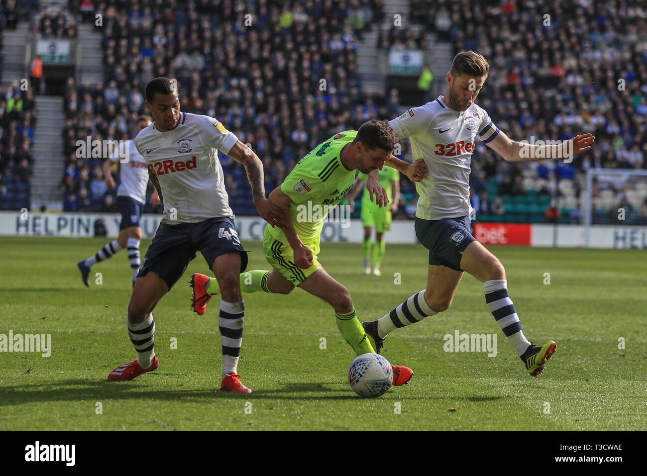 6th April 2019 , Deepdale, Preston, England; Sky Bet Championship, Preston North End vs Sheffield United ;  Chris Basham (06) of Sheffield United appeals for a penalty but referee Gavin Ward says no   Credit: Mark Cosgrove/News Images  English Football League images are subject to DataCo Licence Stock Photo