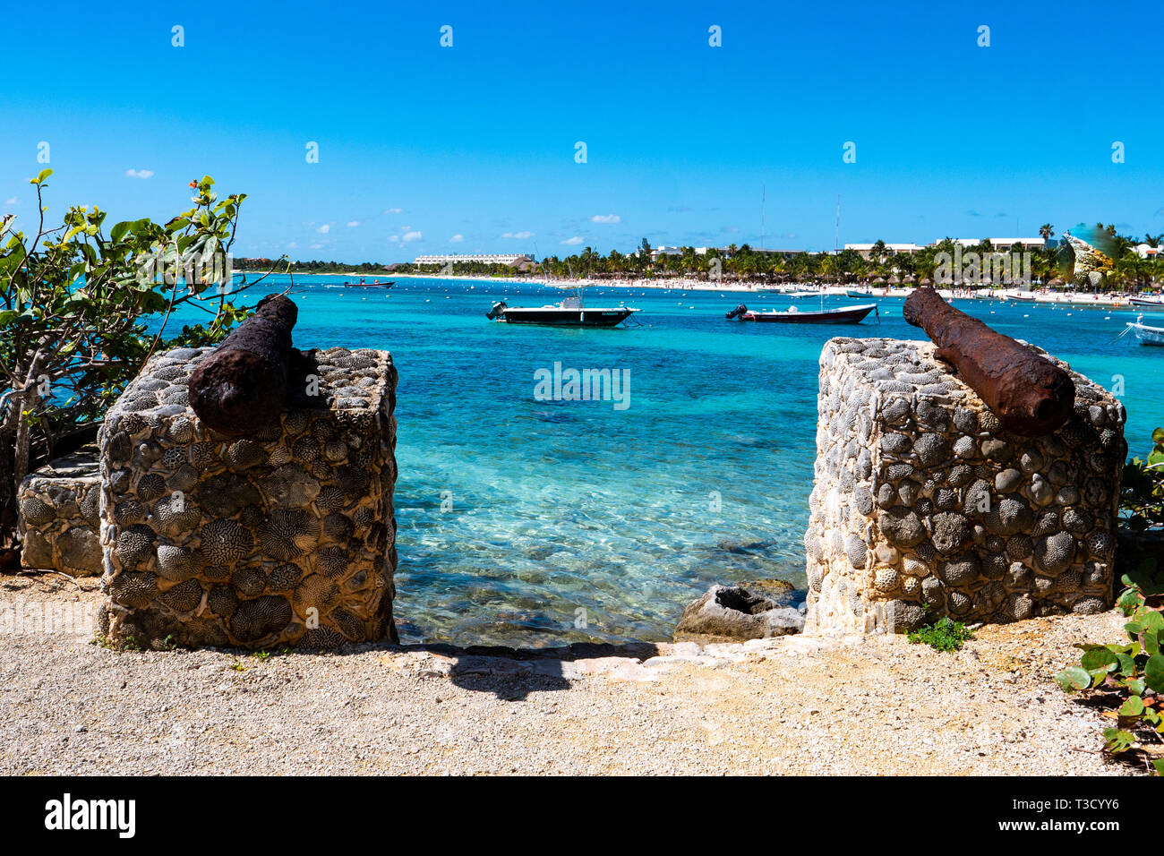 Akumal beach in Riviera Maya of Mayan Mexico Stock Photo - Alamy