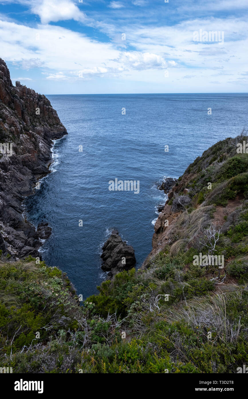 Cape Hauy Track. Tasmania cliffs Stock Photo Alamy