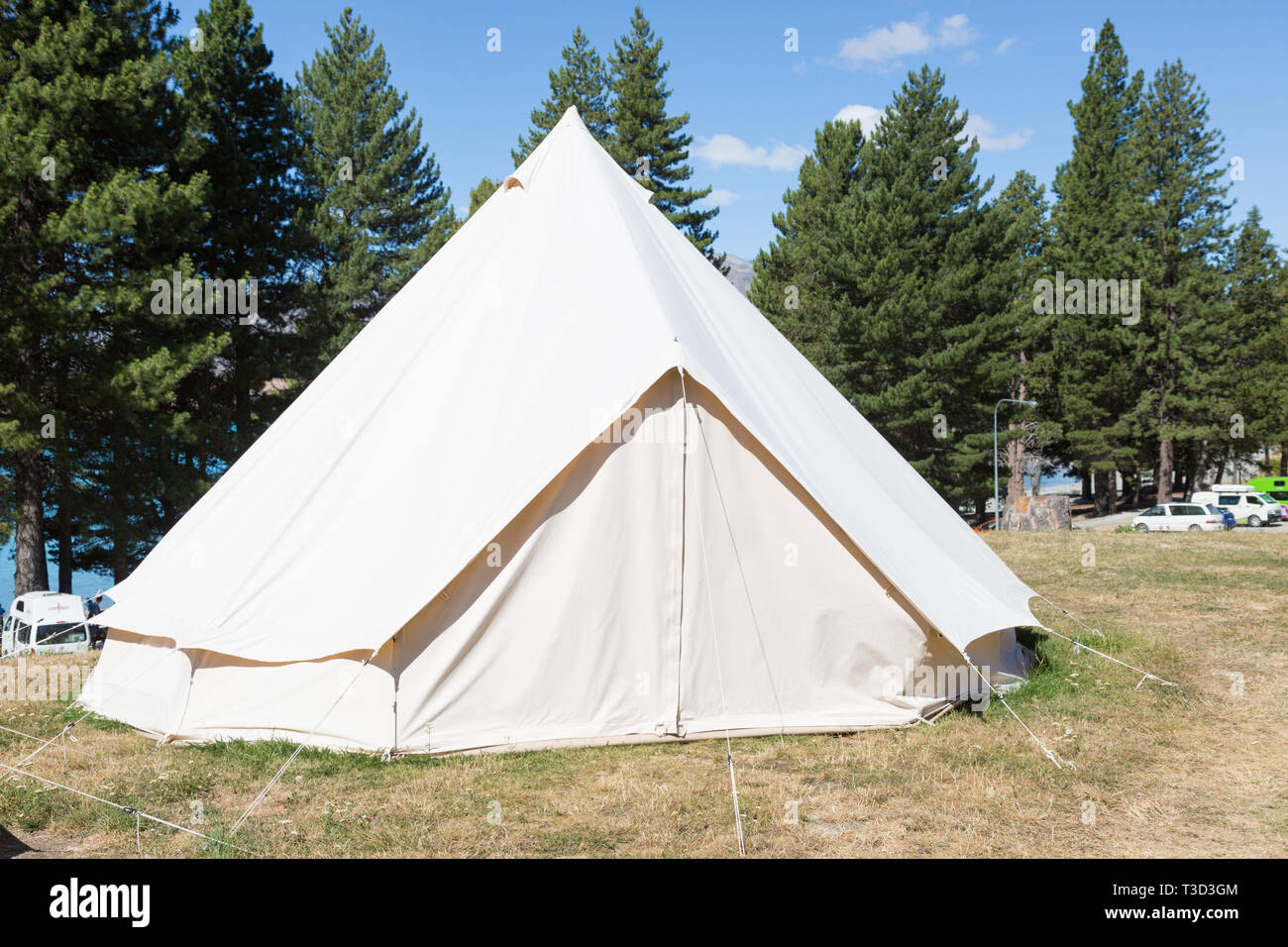 Glamping tents hi-res stock photography and images - Alamy