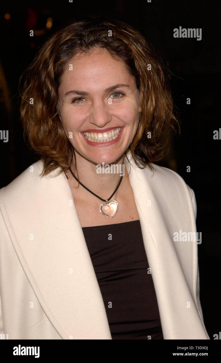 LOS ANGELES, CA. December 12, 2001: Actress AMY BRENNEMAN at the Los