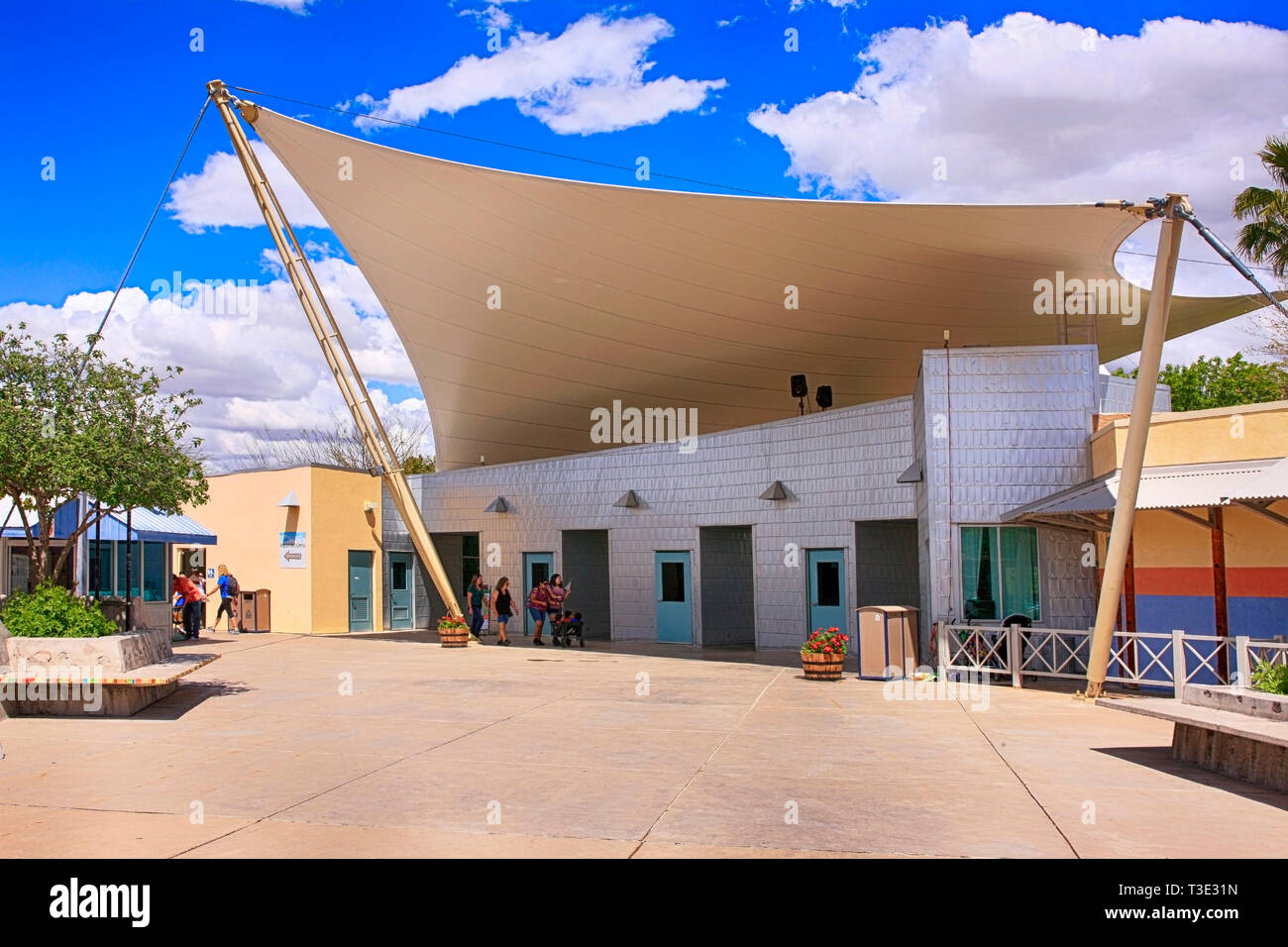 Giant canopy shading the people inside the entrance to Reid Park Zoo in