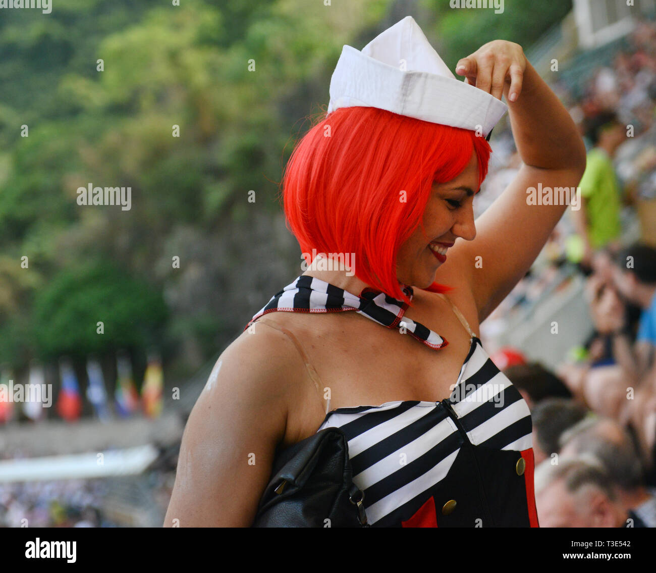 Rugby female fan hi-res stock photography and images - Alamy