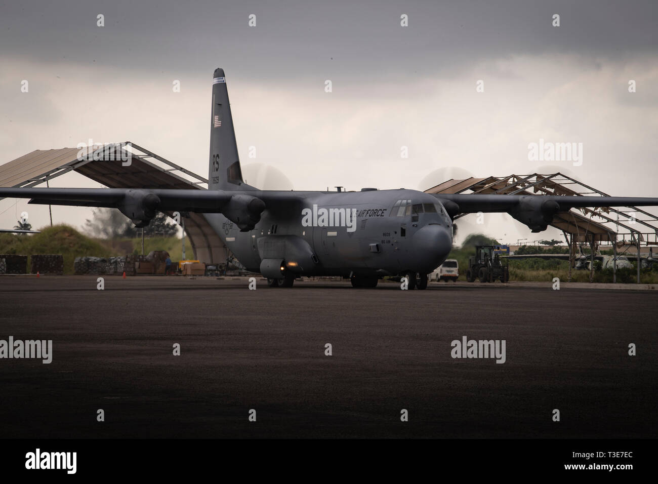 A U.S. Air Force C-130J Hercules assigned to the 75th Expeditionary Airlift Squadron, Combined Joint Task Force-Horn of Africa, taxis for takeoff at the airport in Maputo, Mozambique, April 5, 2019. The task force is helping meet requirements identified by U.S. Agency for International Development (USAID) assessment teams and humanitarian organizations working in the region by providing logistics support and manpower to USAID at the request of the Government of the Republic of Mozambique. (U.S. Air Force Photo by Tech. Sgt. Chris Hibben) Stock Photo