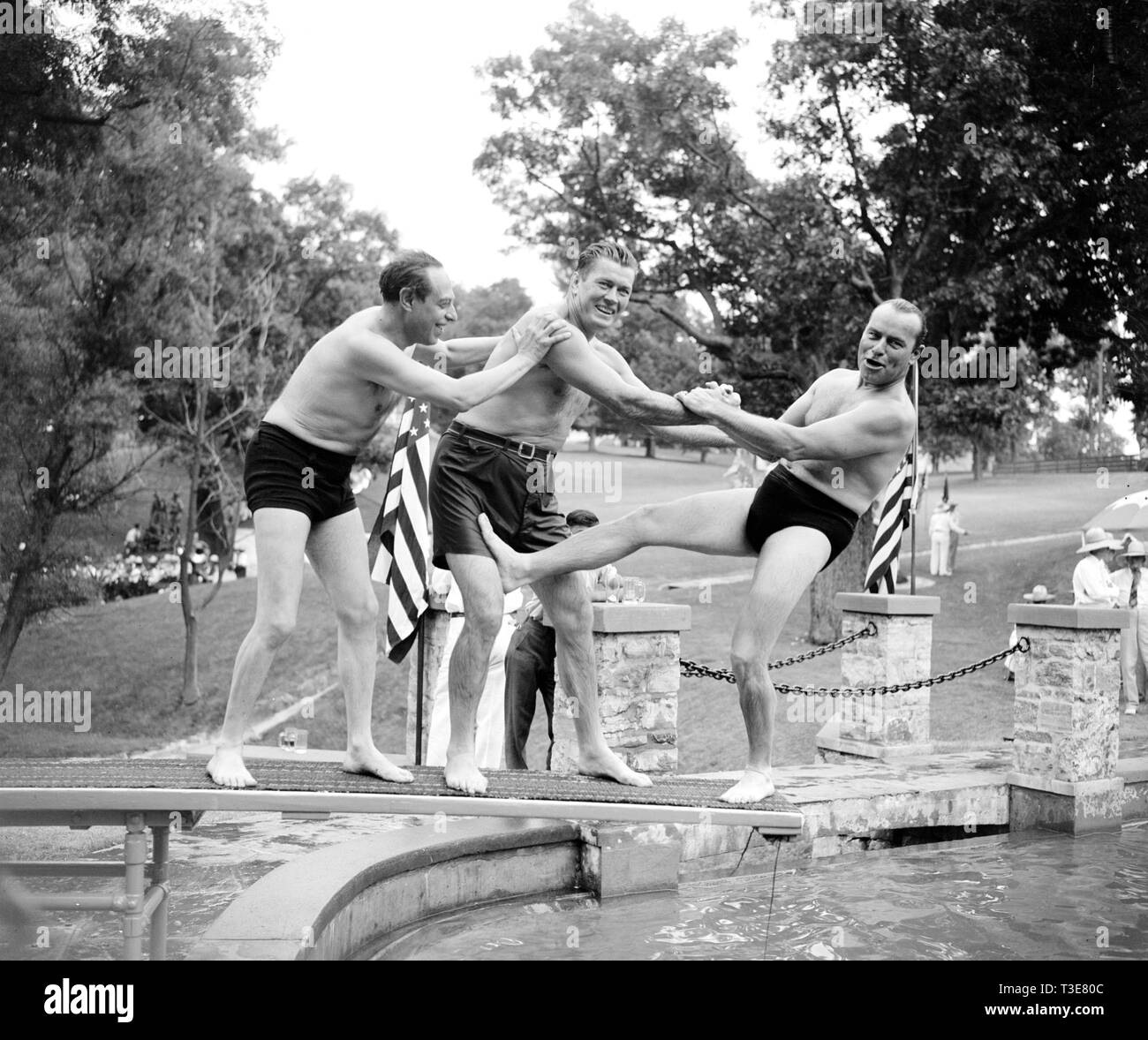 Diving photos Black and White Stock Photos & Images Alamy