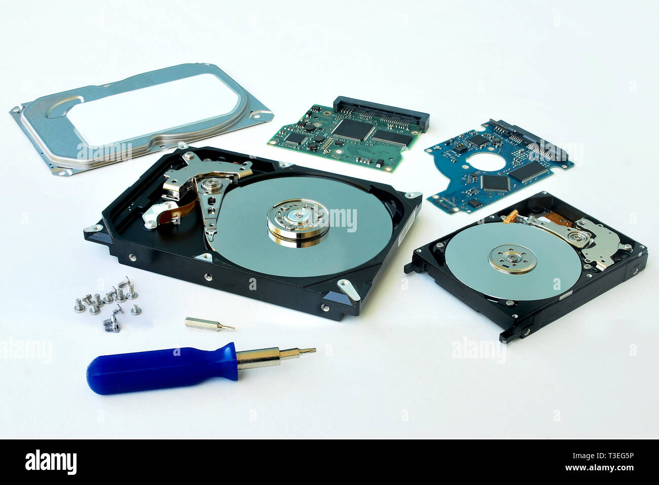 Harddisk.Repair hard disk.hdd computer appliances Stock Photo - Alamy