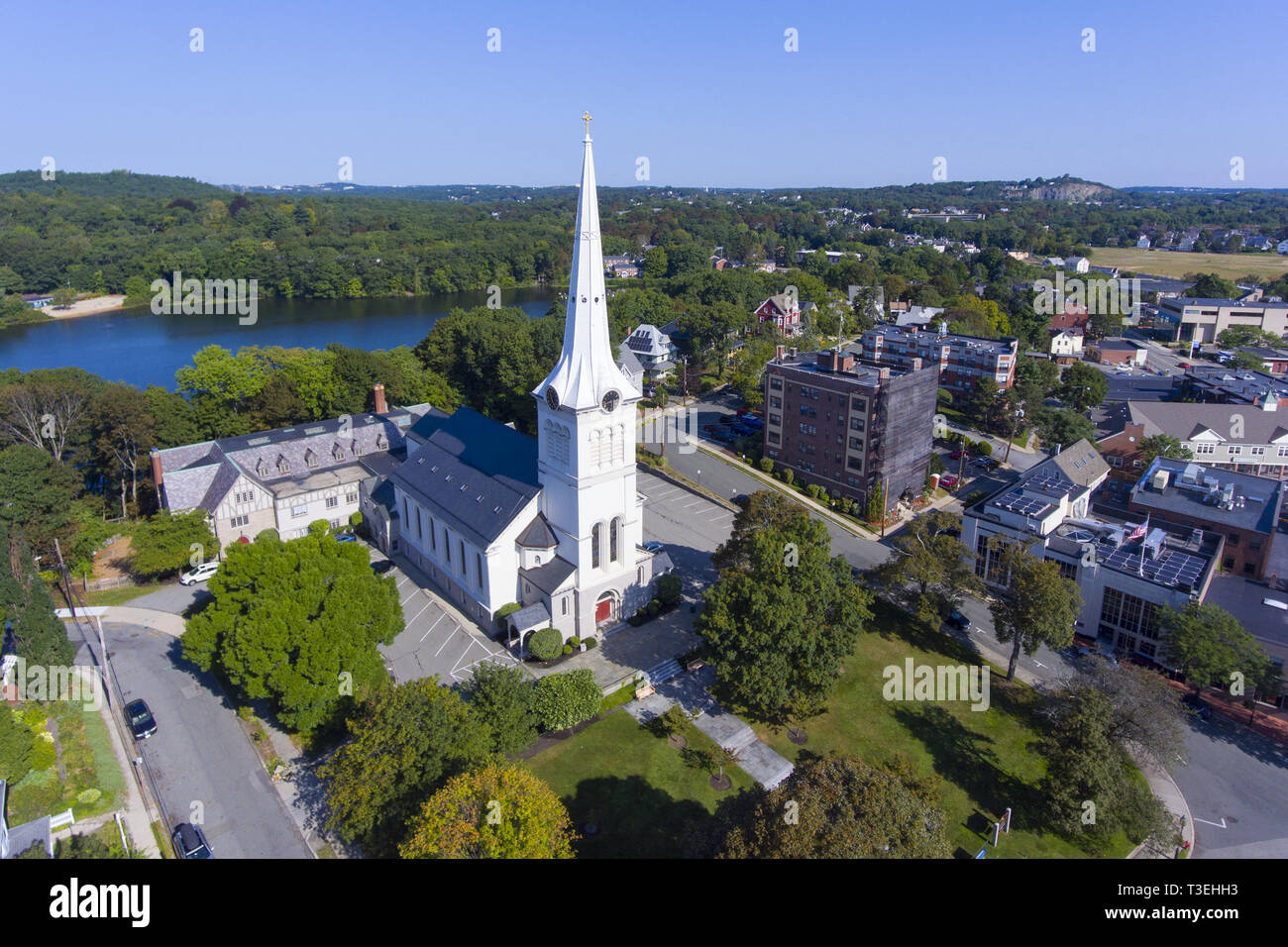 First Congregational Church at Winchester Center Historic District in