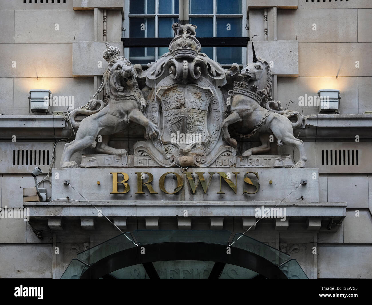 Browns restaurant london hi-res stock photography and images - Alamy