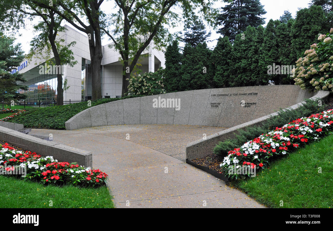 The tomb of U.S. President Gerald R. Ford and First Lady Betty Ford, on the grounds of the Gerald R. Ford Presidential Museum in Grand Rapids, MI. Stock Photo