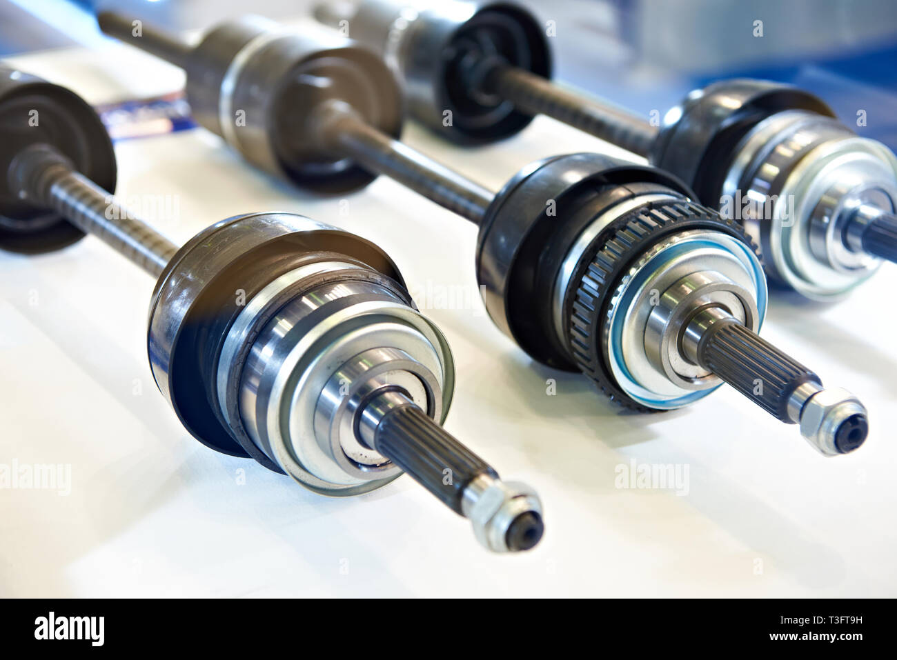 Car axle shaft hires stock photography and images Alamy