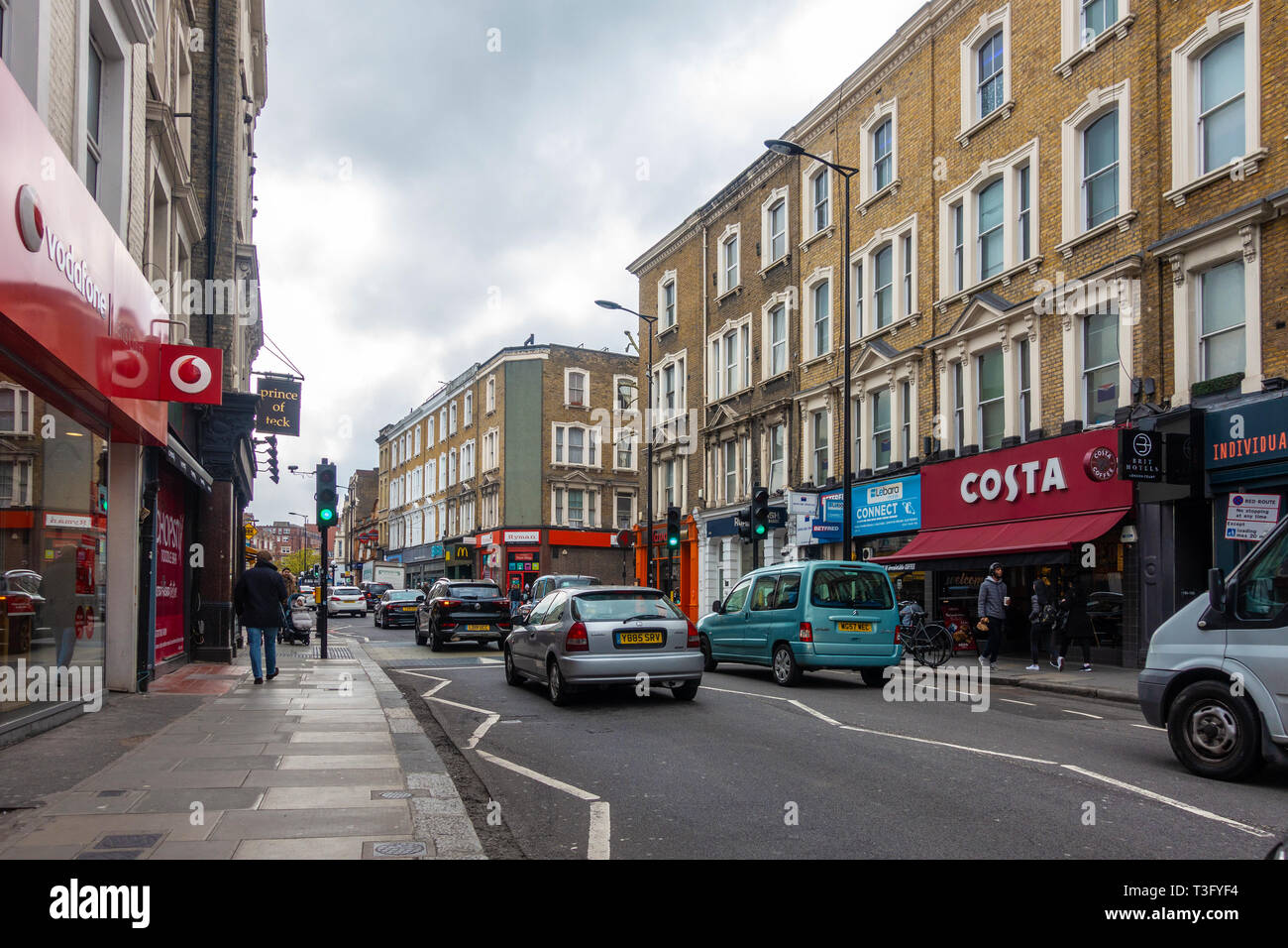 In earls court hi res stock photography and images Alamy