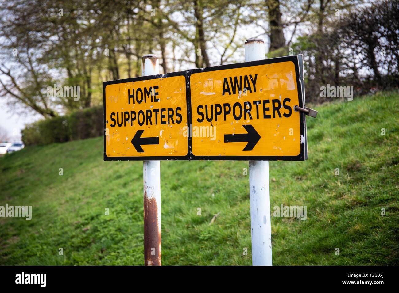 Direction sign stadium hi-res stock photography and images - Alamy