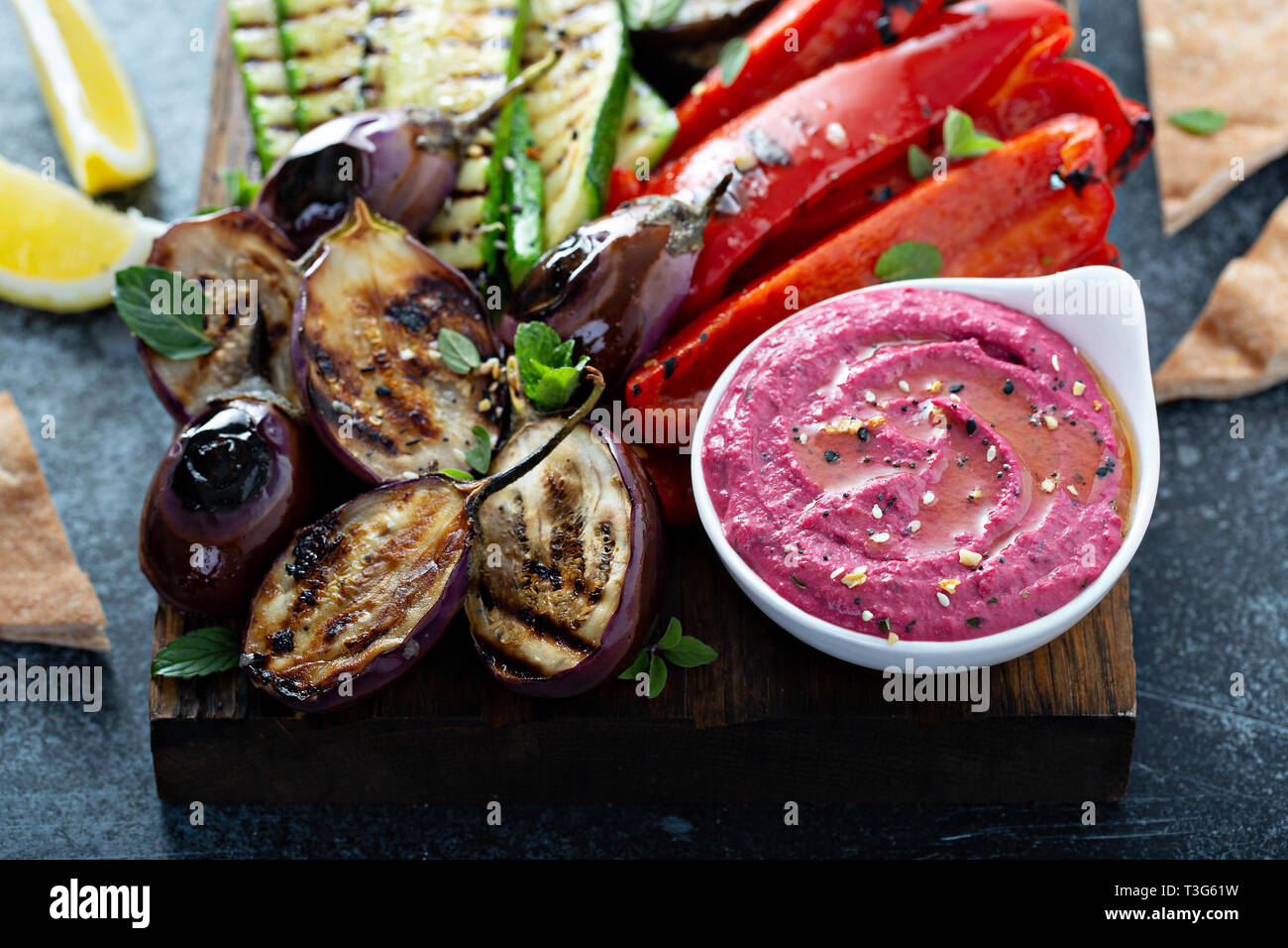 Grilled vegetables and hummus platter Stock Photo Alamy