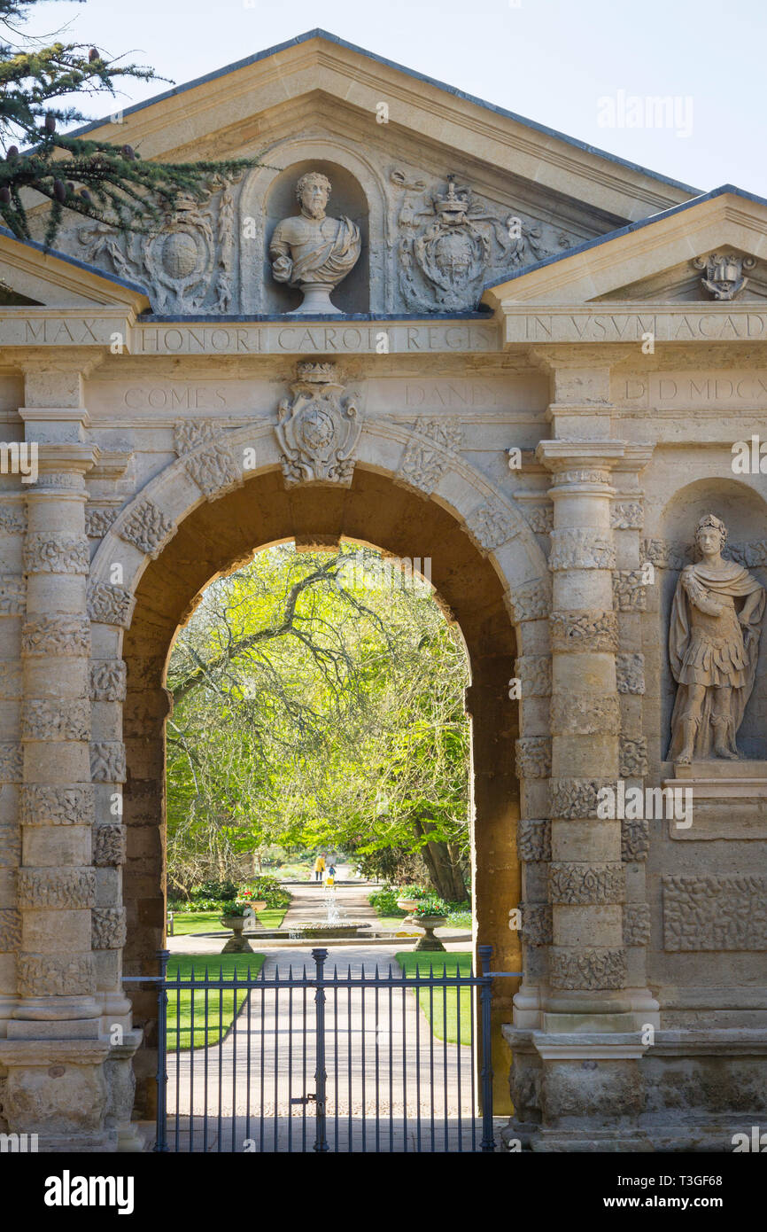 The original stone entrance to Oxford Botanic Gardens Stock Photo