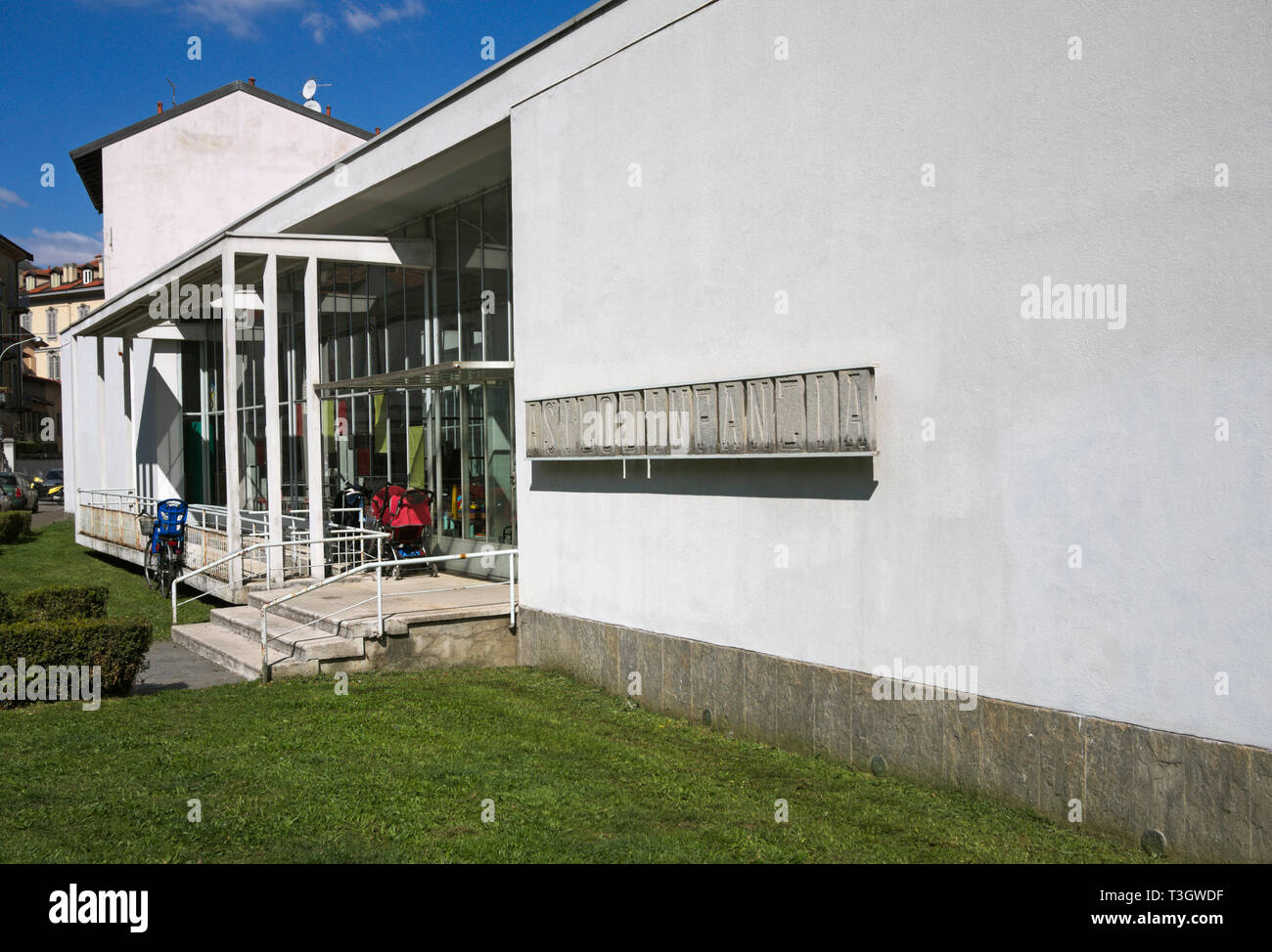 Rationalist kindergarten hi-res stock photography and images - Alamy